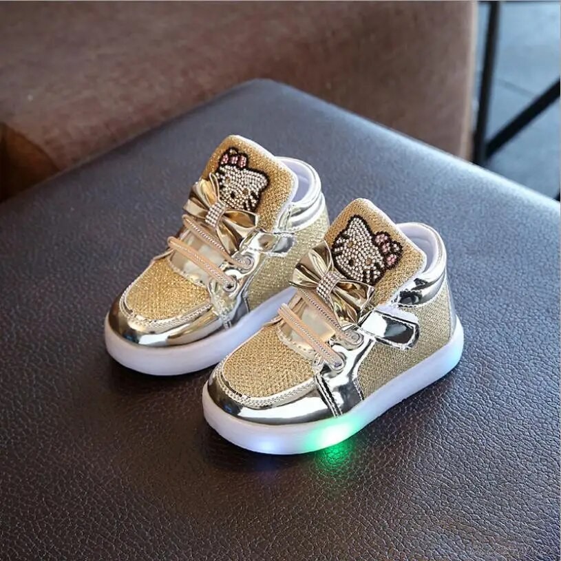 New Children Luminous Shoes Boys Girls Sport Running Shoes Baby Flashing Lights Fashion Sneakers Tod