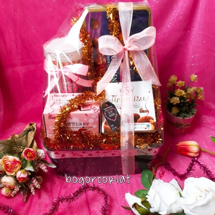 

Parsel Valentine Coklat Import SLK