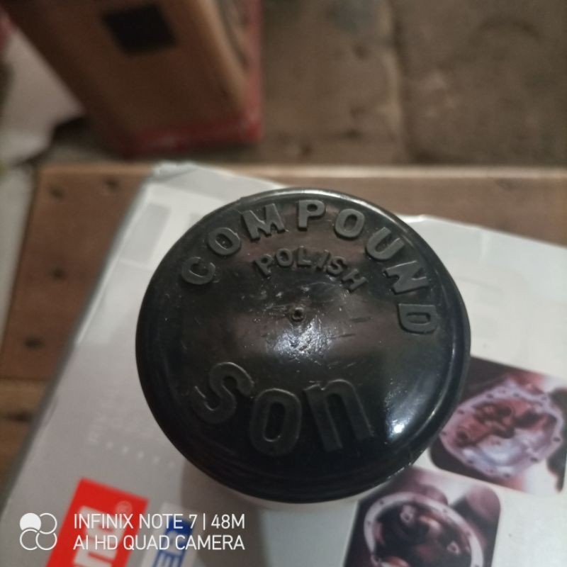 compound poles son polish putih