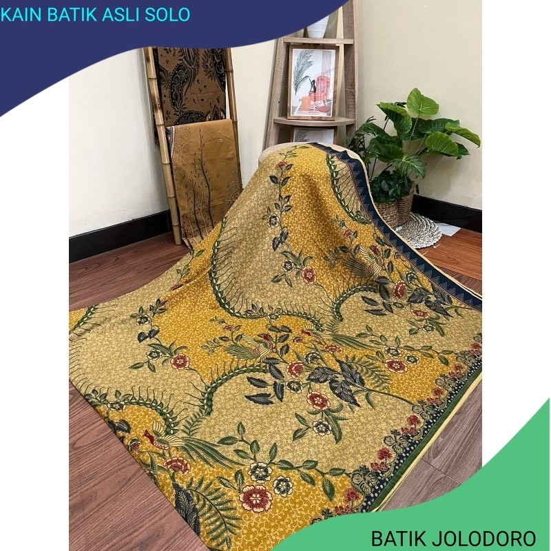 Kain batik solo kembang rambatan ukel merak kuning