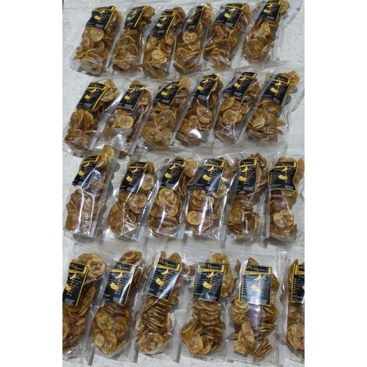 

Keripik Kripik Pisang Caramel 250gr Snack /Cemilan banana chips makanan ringan keripik pisang manis