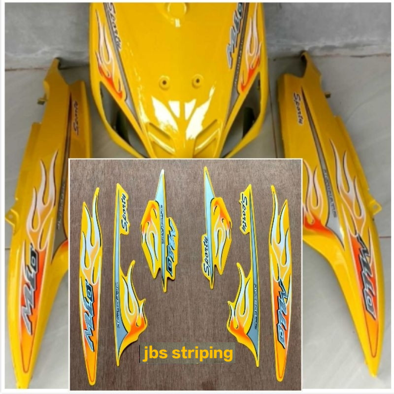 Stiker mio sporty striping Yamaha Mio sporty api kuning tahun 2006