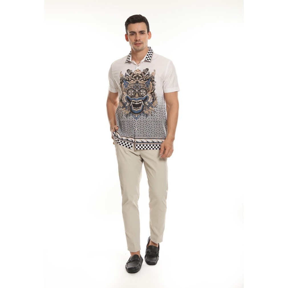 MOC Kemeja Batik Pria Lengan Pendek Modern Fit Barong-Beige - S