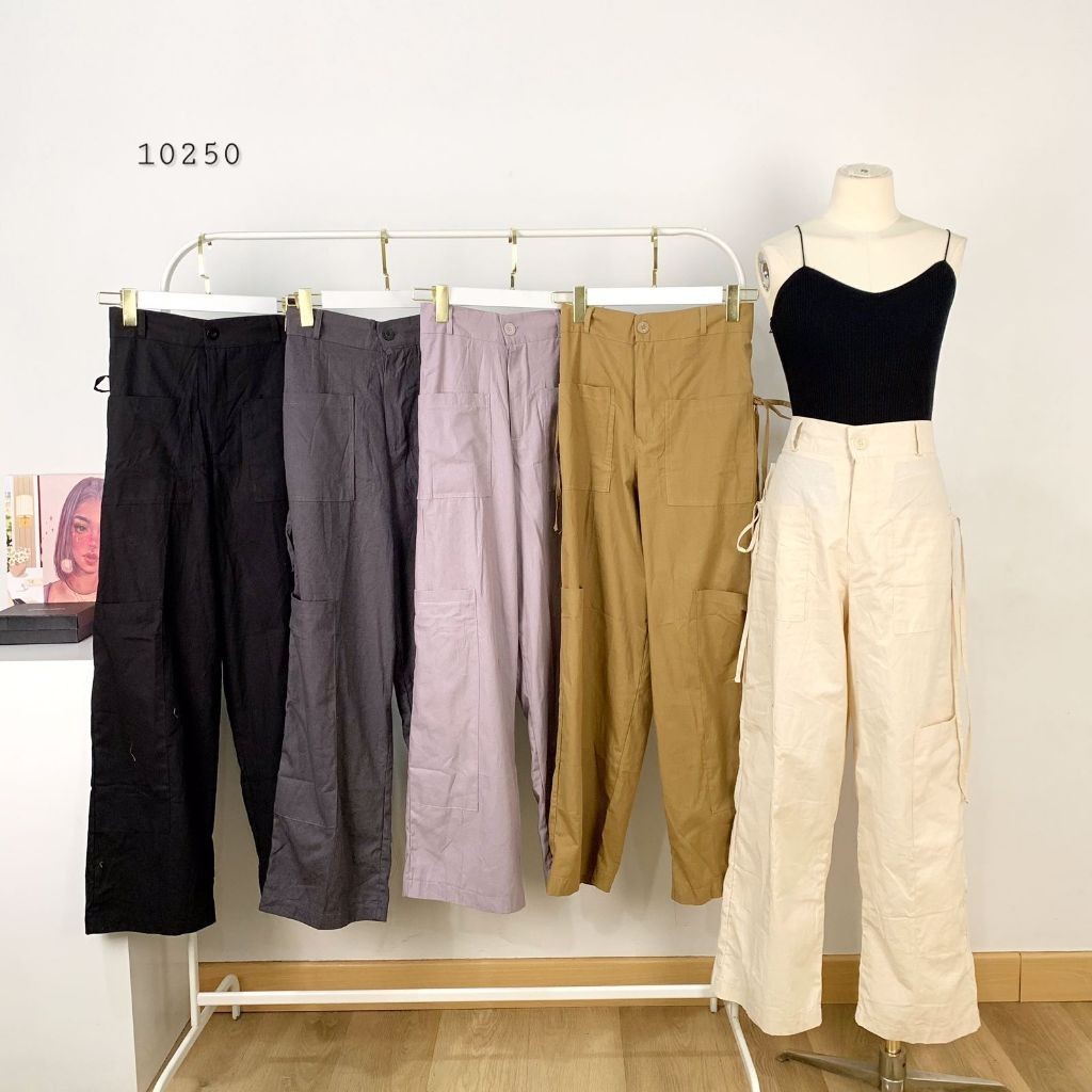 CELANA CARGO KATUN POLOS PANJANG VARIASI SATU BUTTON SLETING DEPAN PINGGANG KARET TWIN POCKET ATAS B