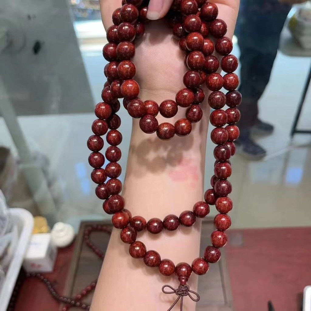 

Kayu Cendana Merah Daun Kecil Berkualitas Tinggi 10㎜Gelang Multi-lingkaran Premium Bahan Sama Butir Halus Kepadatan Minyak Tinggi Sebanding dengan Gelang Pasangan Pria dan Wanita