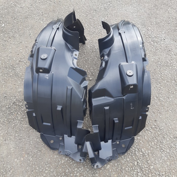 Liner Fender Calya Sigra Original - Kiri Depan