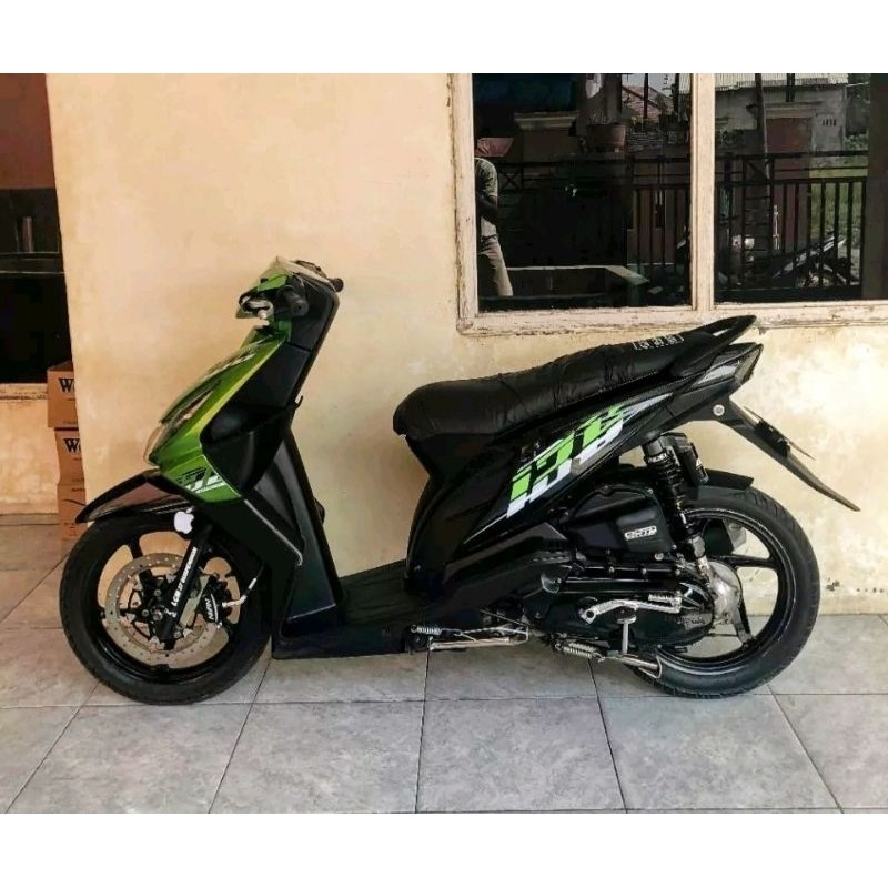Striping sticker transparan beat karbu Vietnam style Motorcycle