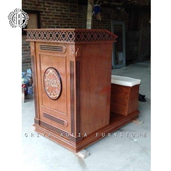 Mimbar podium kayu jati terbaik podium musholla duduk