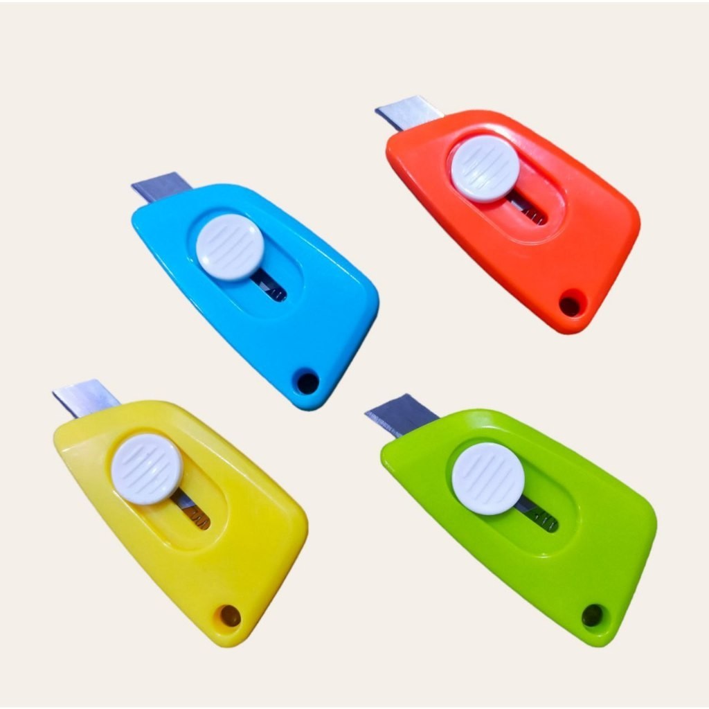 

LUITO - PISAU CUTTER MINI KARAKTER PISAU PACKING UNBOXING PAKET KECIL PISAU PEMOTONG KERTAS MINI KANTOR ATK SEKOLAH PS08