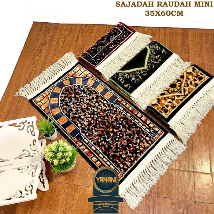 SAJADAH KECIL MUKA TEBAL MOTIF RAUDAH HALUS DAN LEMBUT