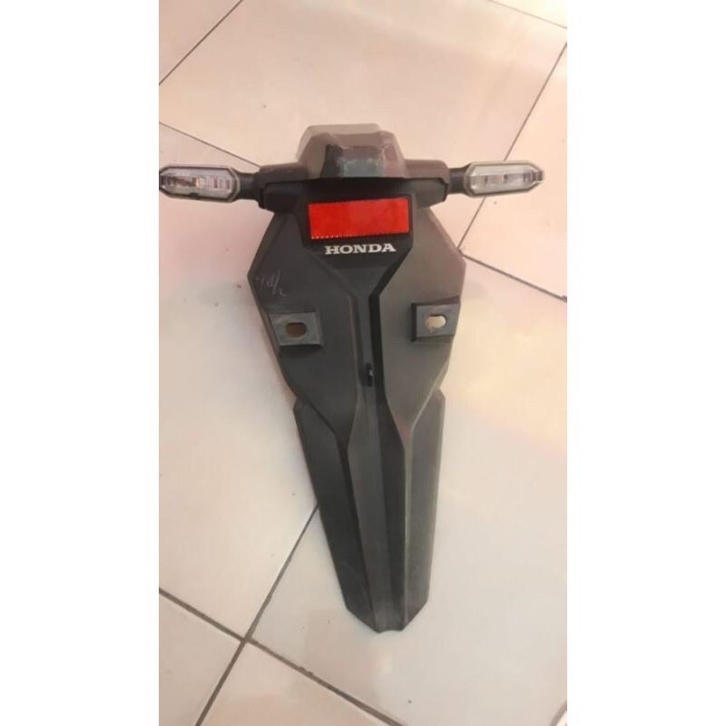 Spakbor belakang vario new 160 original