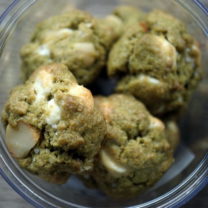 

le biscuit Parcel Hampers Lebaran Idul Fitri - 1 Jar Soft Cookies - Matcha/Lotus