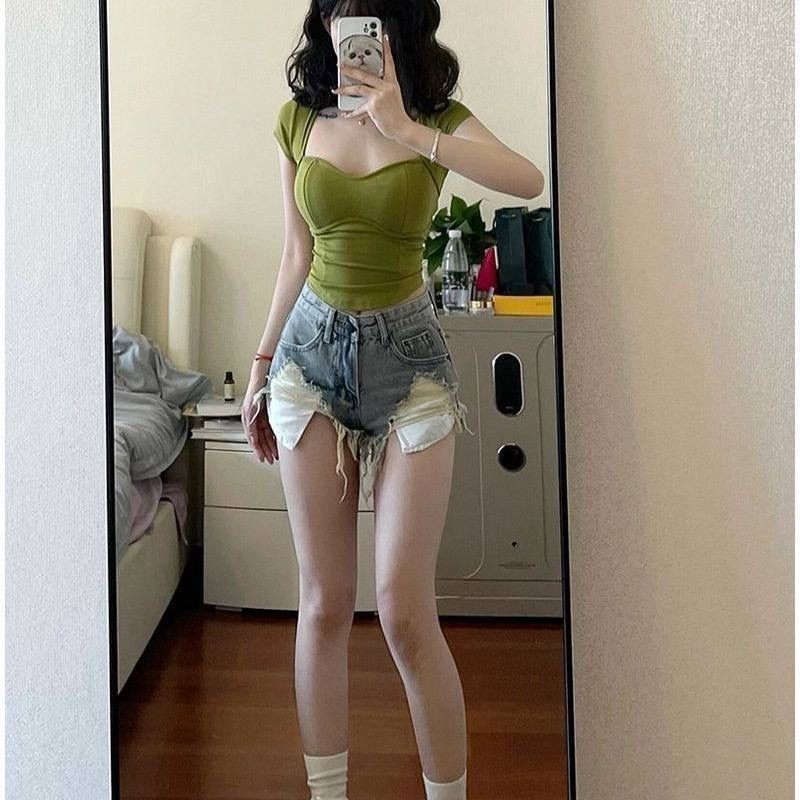 KAOS CROP POLOS VARIASI LINE JAHIT TIMBUL LEHER V NECK LENGAN PENDEK PREMIUM WANITA ATASAN KAOS CROP