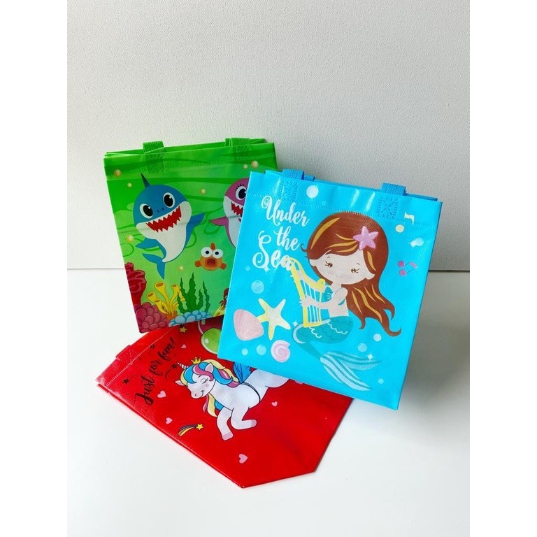 

GG Hand Bag Plastik 222311(minimal 12) / Goodie Bag / Tas Serbaguna / Tas Tenteng/Tas Kado/Tas Hadiah/Tas Plastik