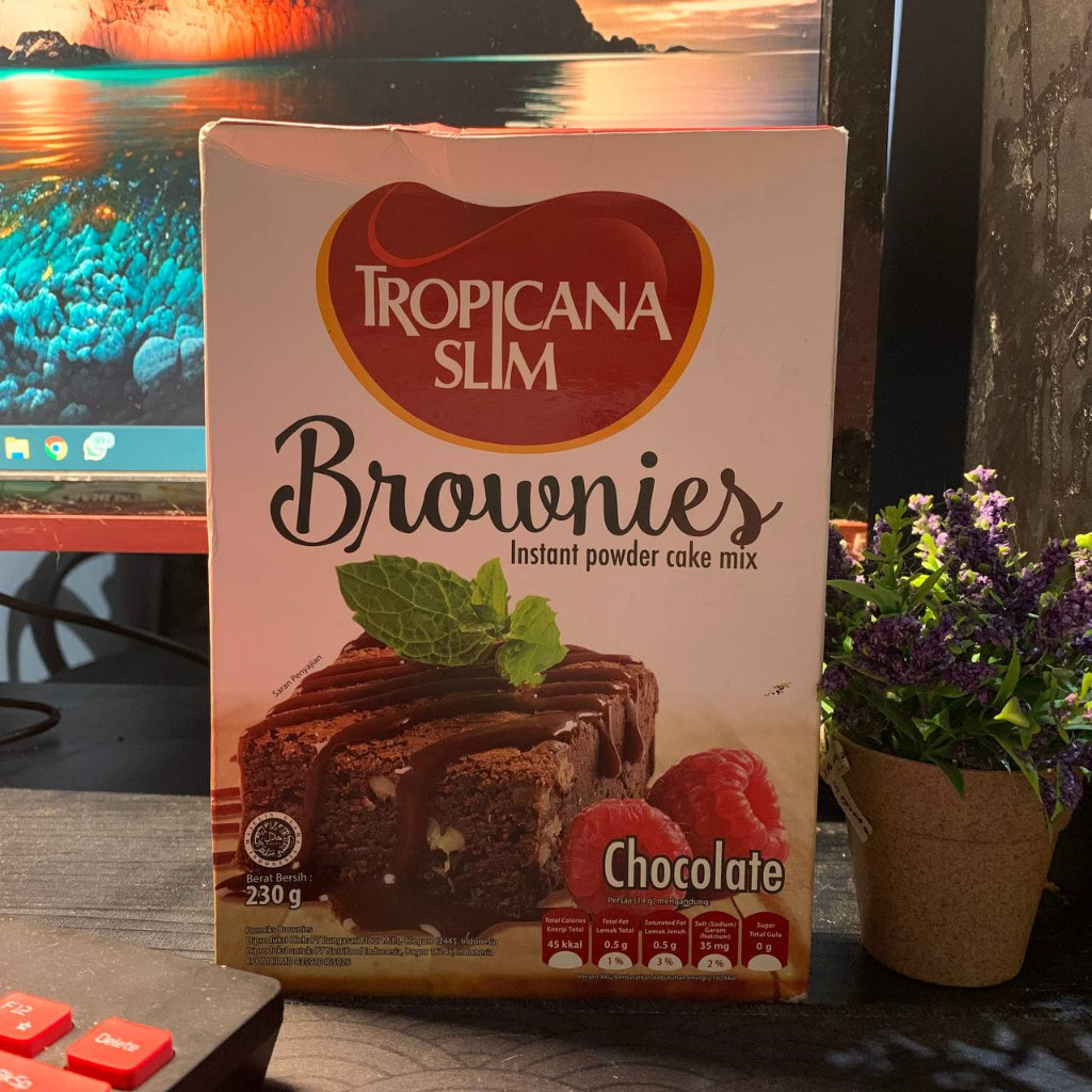 

Tropicana Slim Brownies Instant Powder Cake Mix 230 g Tepung Premiks/ IEd Mubarak