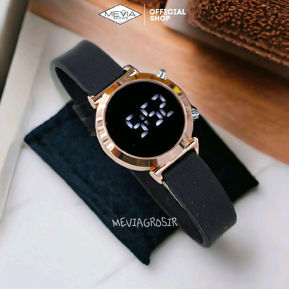 Jam Tangan LED Digital Wanita ILSE LED WATCH Korean Style Model Retro Minimalis Tali Rubber Elegant 