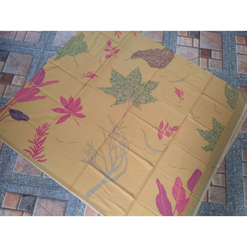 TERLARIS KAIN BATIK LAWEYAN SOLO DAUN ECOPRINT KUNING KODE 141