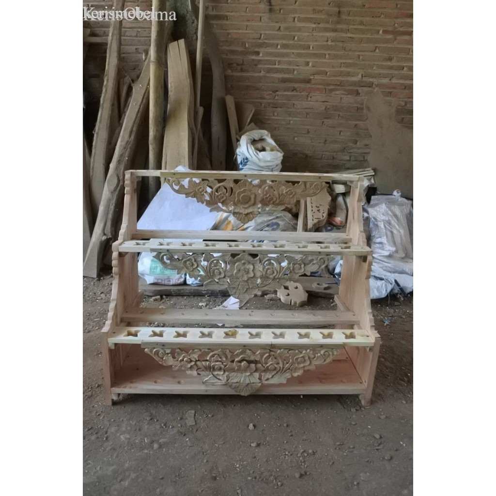 

Jagrak rak tempat keris tombak ukir naga isi 30 hrg 850rb 80 murah termurah