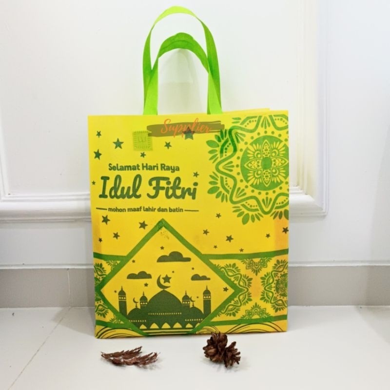 

tas hampers lebaran idul fitri 30x40 (isi12pcs)