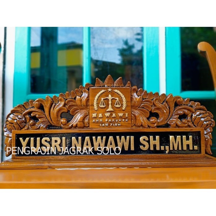 

Papan Nama + Papan Nama Ukir + Papan Nama Meja Kantor (Custom Loggo) harga pengrajin PS412