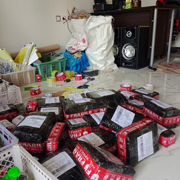 

TEPUNG PATI GARUT ORGANIK 1kg/pati garut/ pati irut