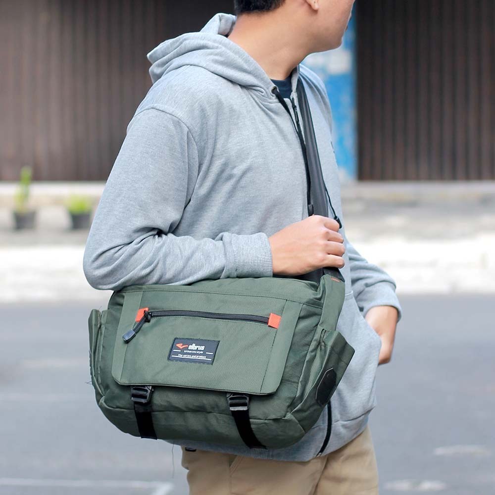 Tas Selempang Pria Sling bag Slempang Kerja Distro Besar Murah Promo Tas Bahu Cowok Ori hp kamera