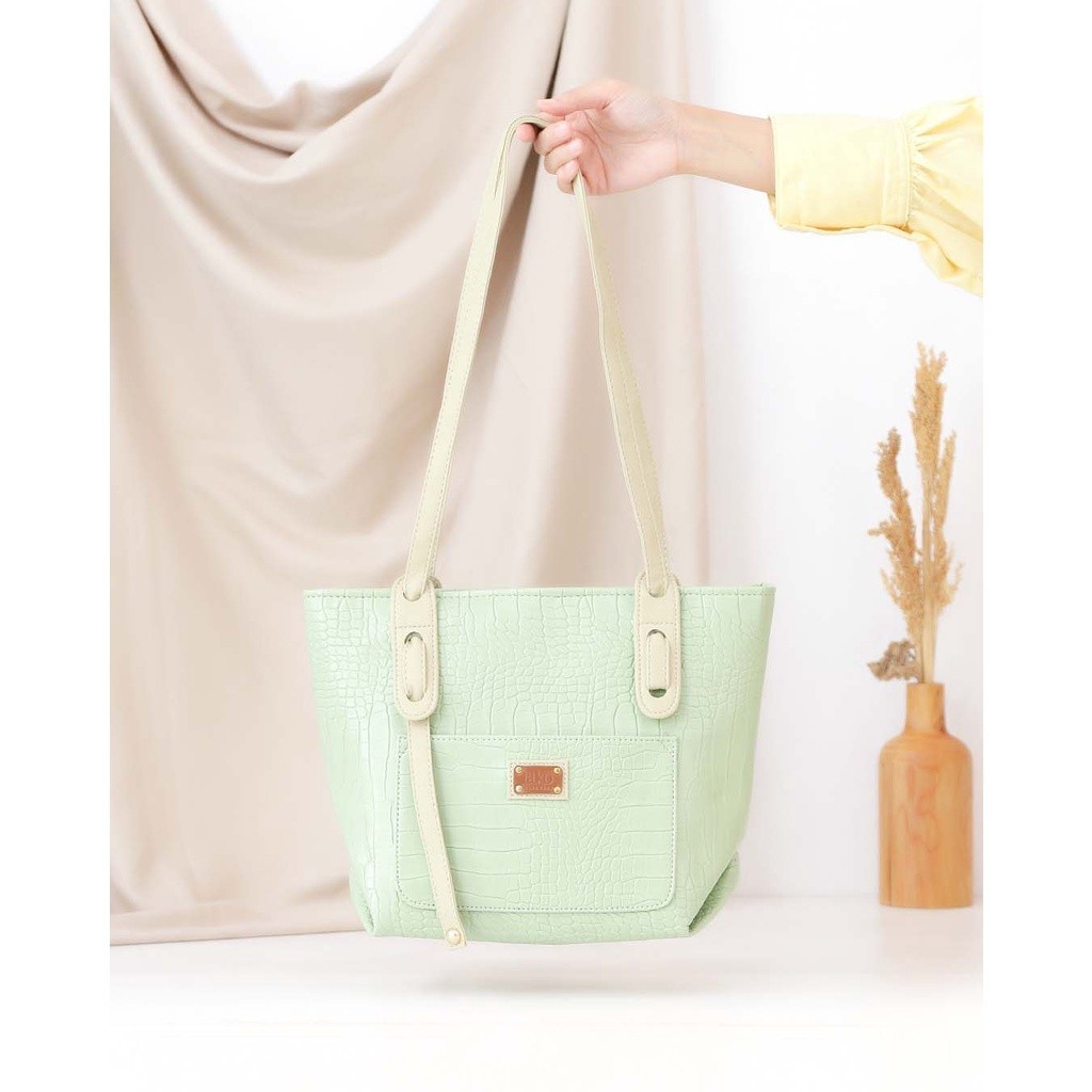 . Tako Bags - Tote Bag - Annya Sage Green