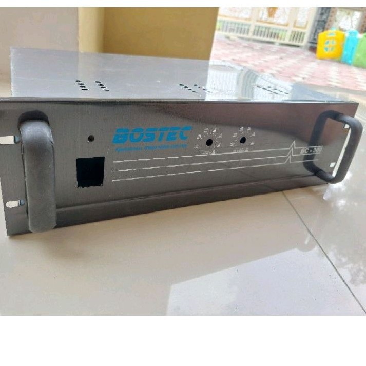 Spro1 Box Power Amplifier MUAT TRAVO 10 AMPER MURNI  2 Potensio BOSTEC BC 300