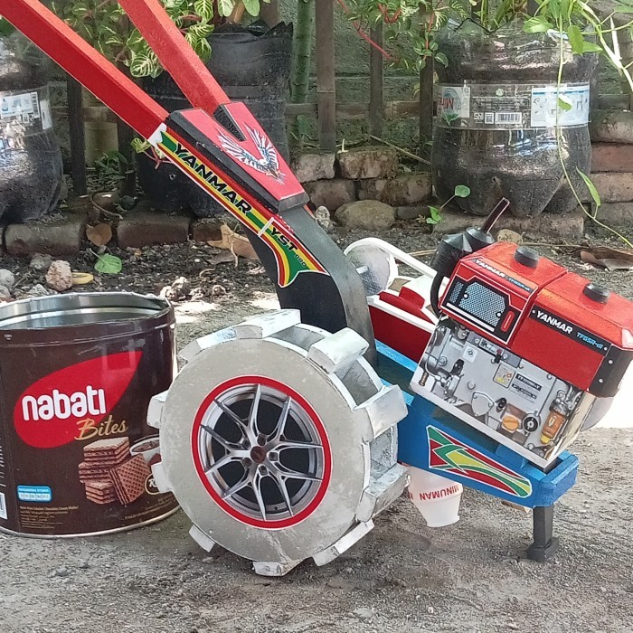 "V.NLN" -  PROMO mainan anak miniatur traktor mini bajak sawah