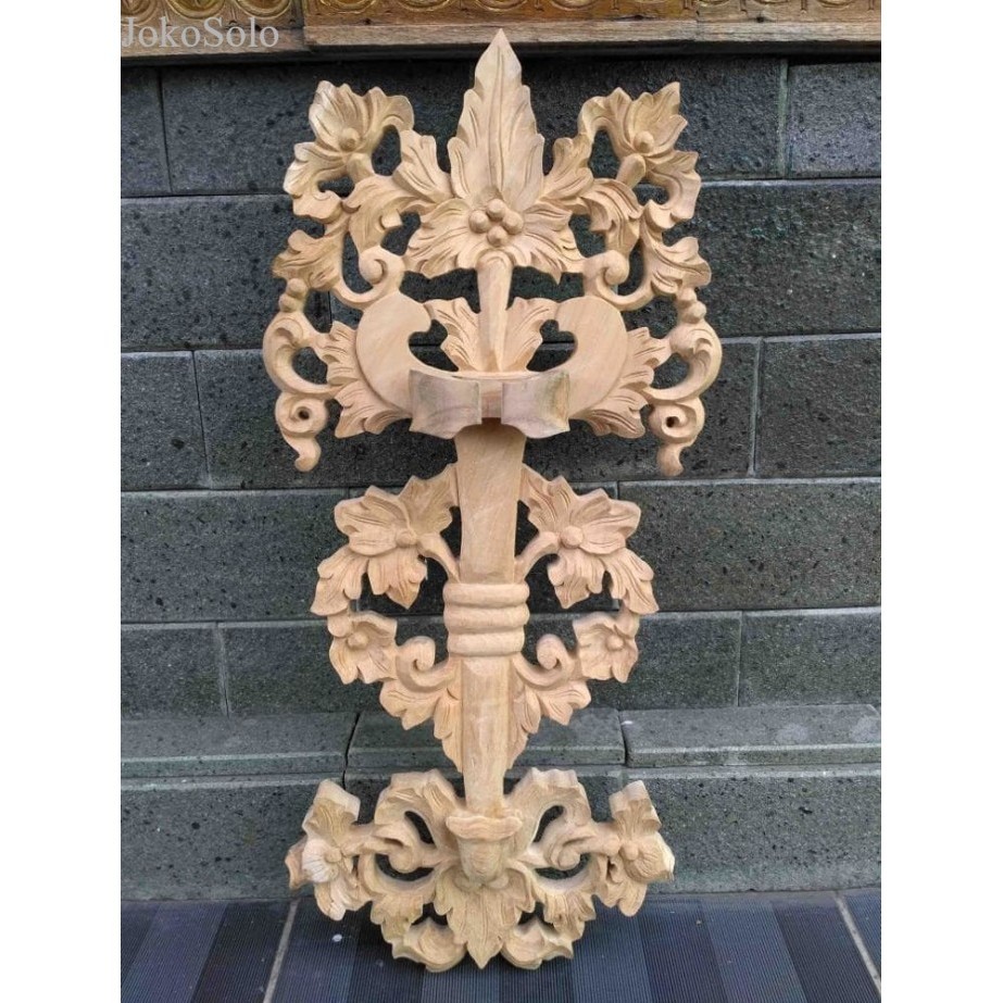 

Blawong Keris Ukiran Bunga Kayu Jati Mentah Mumpung Promo murah