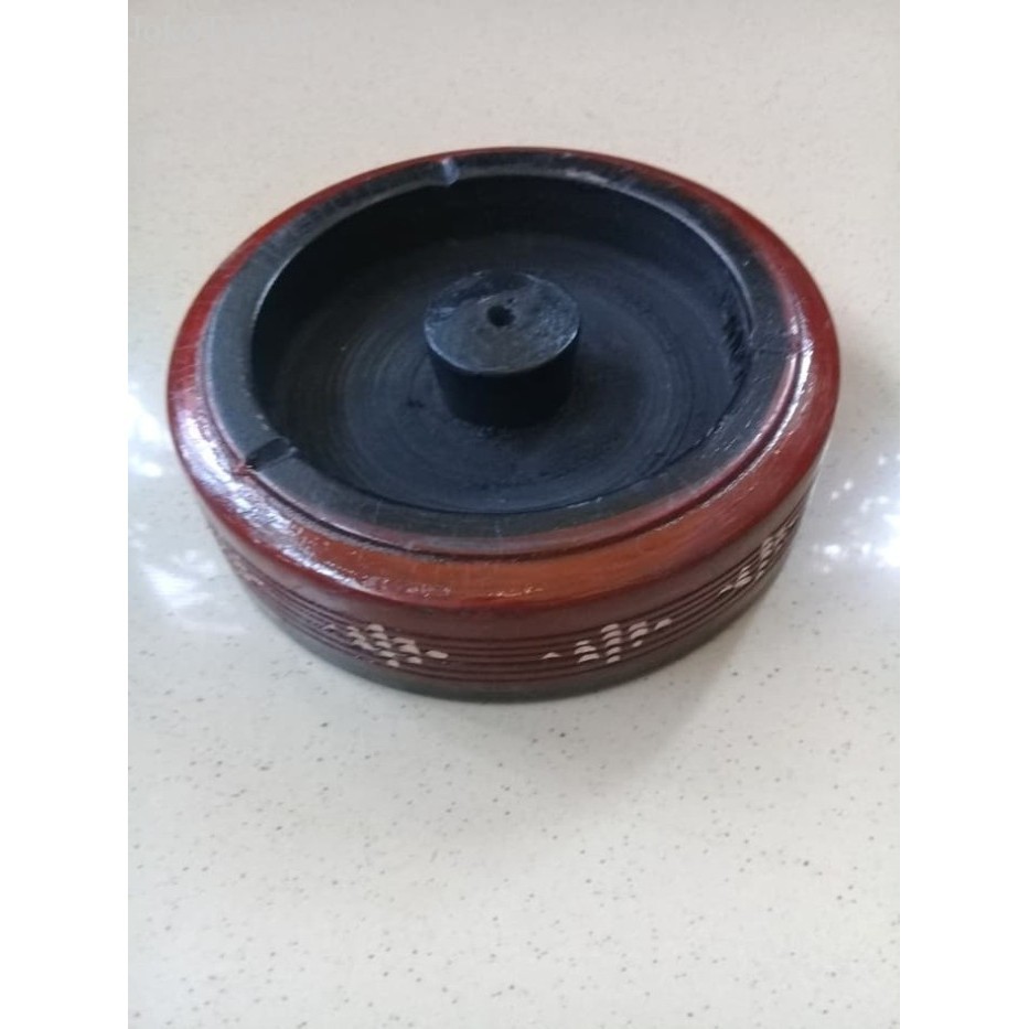 

Asbak Kayu Bulat Polish murah