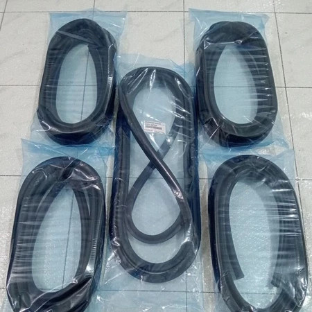 Karet Balon Peredam Body Pintu & Bagasi Mobil Tawon / City Car / Metro Transformer /  pikap Untuk Se