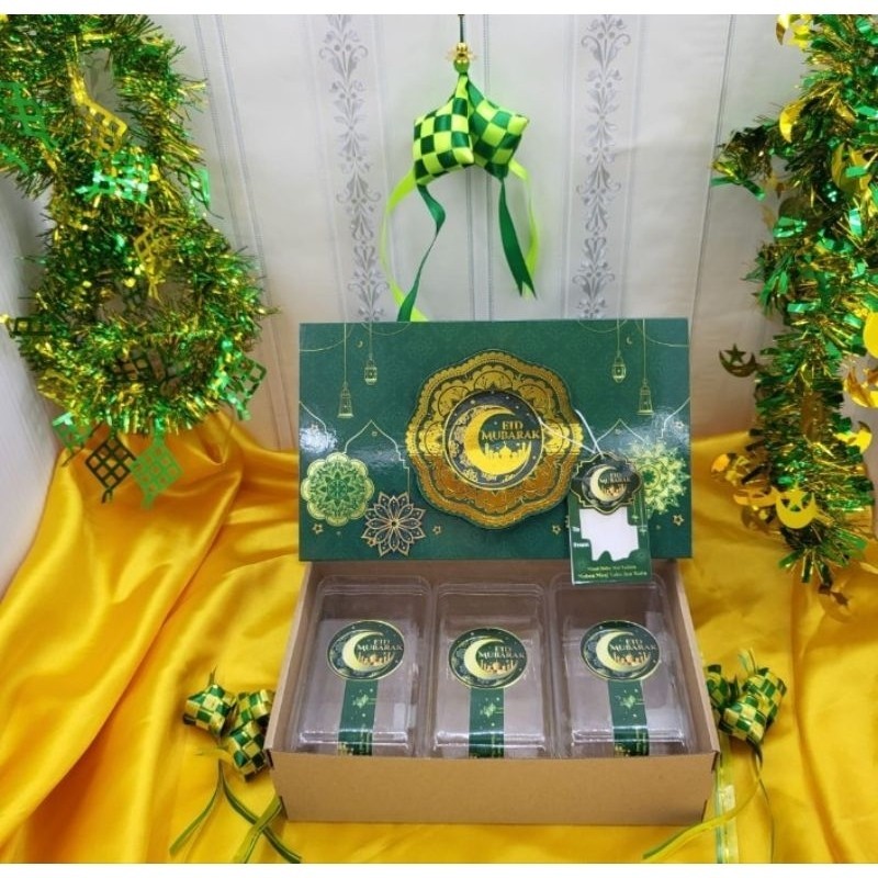

(Free hangtag GKS) Premium Box Lebaran 3 toples 350gr persegi panjang Sejajar Box Lebaran Kuker Box Lebaran Cookies Dus Kuker Lebaran Kotak Kue Lebaran Box cookies Lebaran Box hampers Idul Fitri Box Souvenir Lebaran Parcel Ramadhan Box Lebaran 25x15