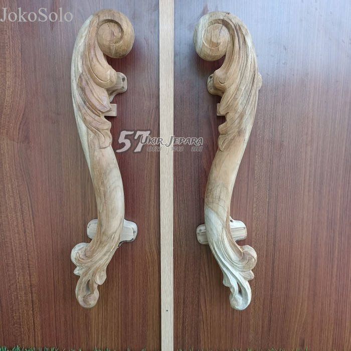

Gagang rumah / Tarikan pintu ukir jepara - Handle bahan kayu jati - Mentahan murah