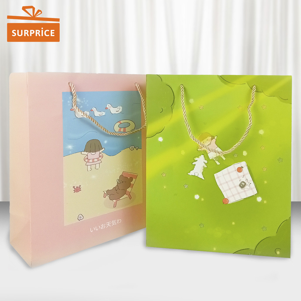 

Surprice Paperbag Girl Tali 32x26x12cm / Goodie Bag / Tas Kado / Paper bag