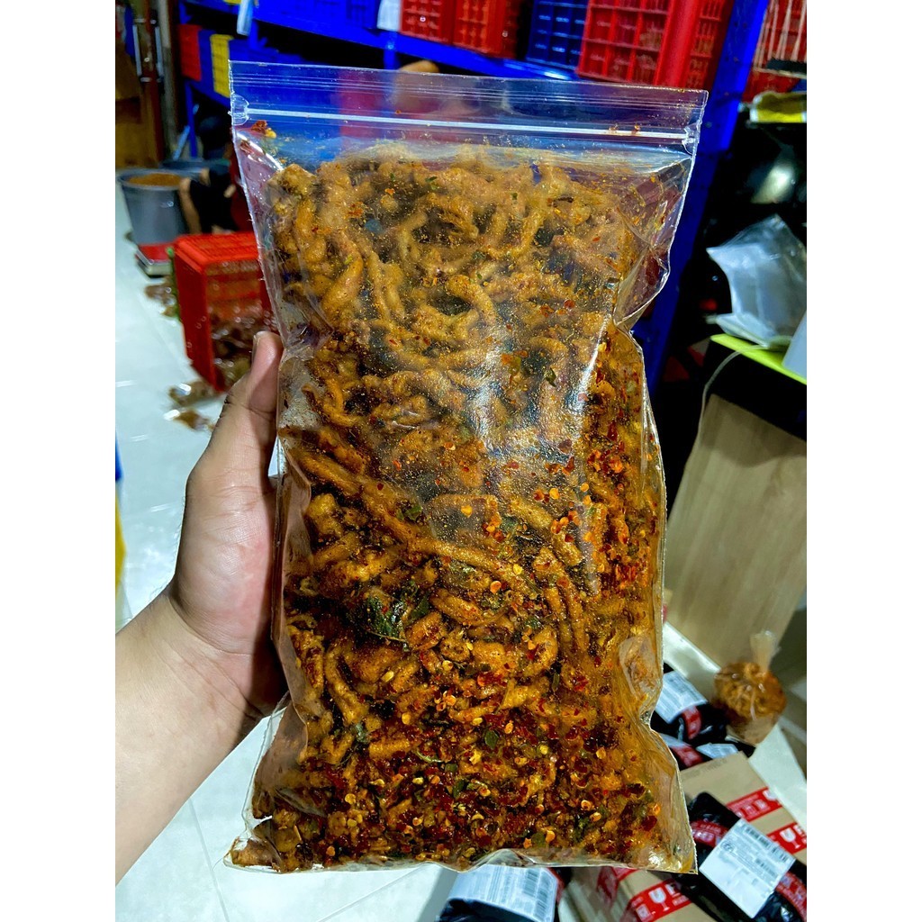 

1kg - Keripik Usus Crispy CEMILAN Sunda Kripik Usus Ayam enak