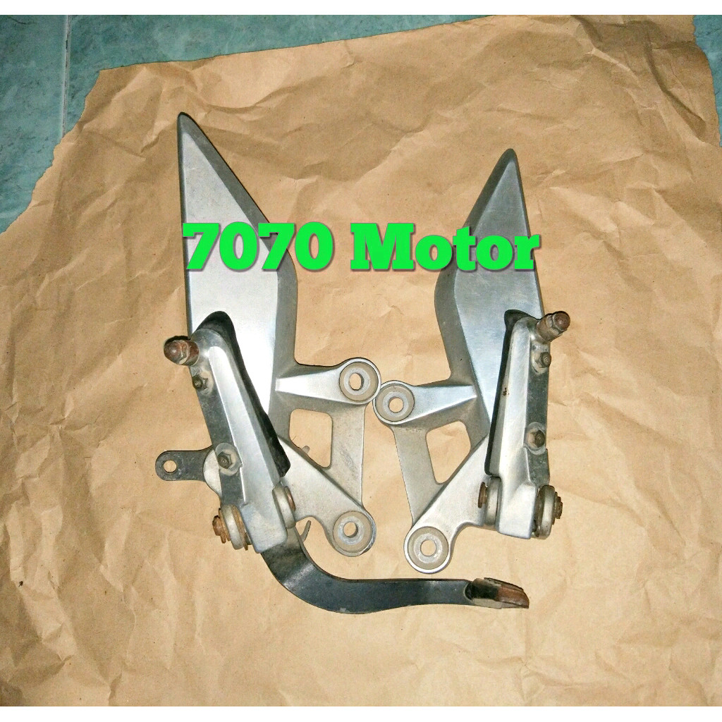 Fullset Original FootStep Depan CB 150 R