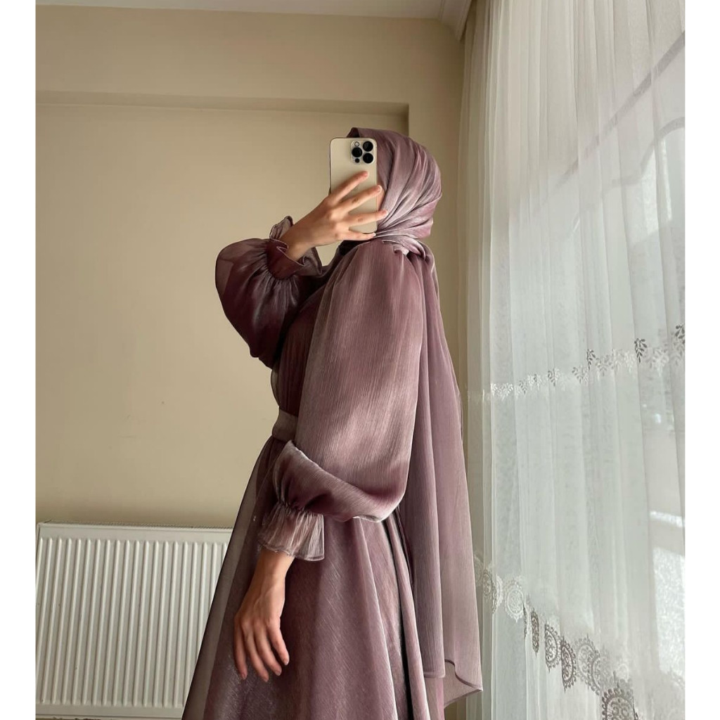 Baju Lebaran 2024 / Dress Muslim organza shimmer silk terlaris lebaran 2024 - Adira Dress