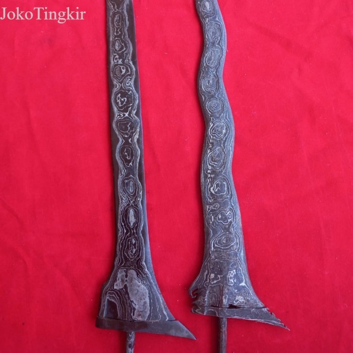 

Keris H antik