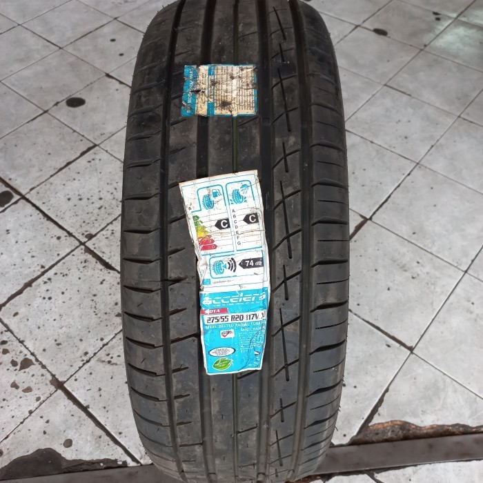 ban mobil up size R20 275/55 R20 accelera iota st68