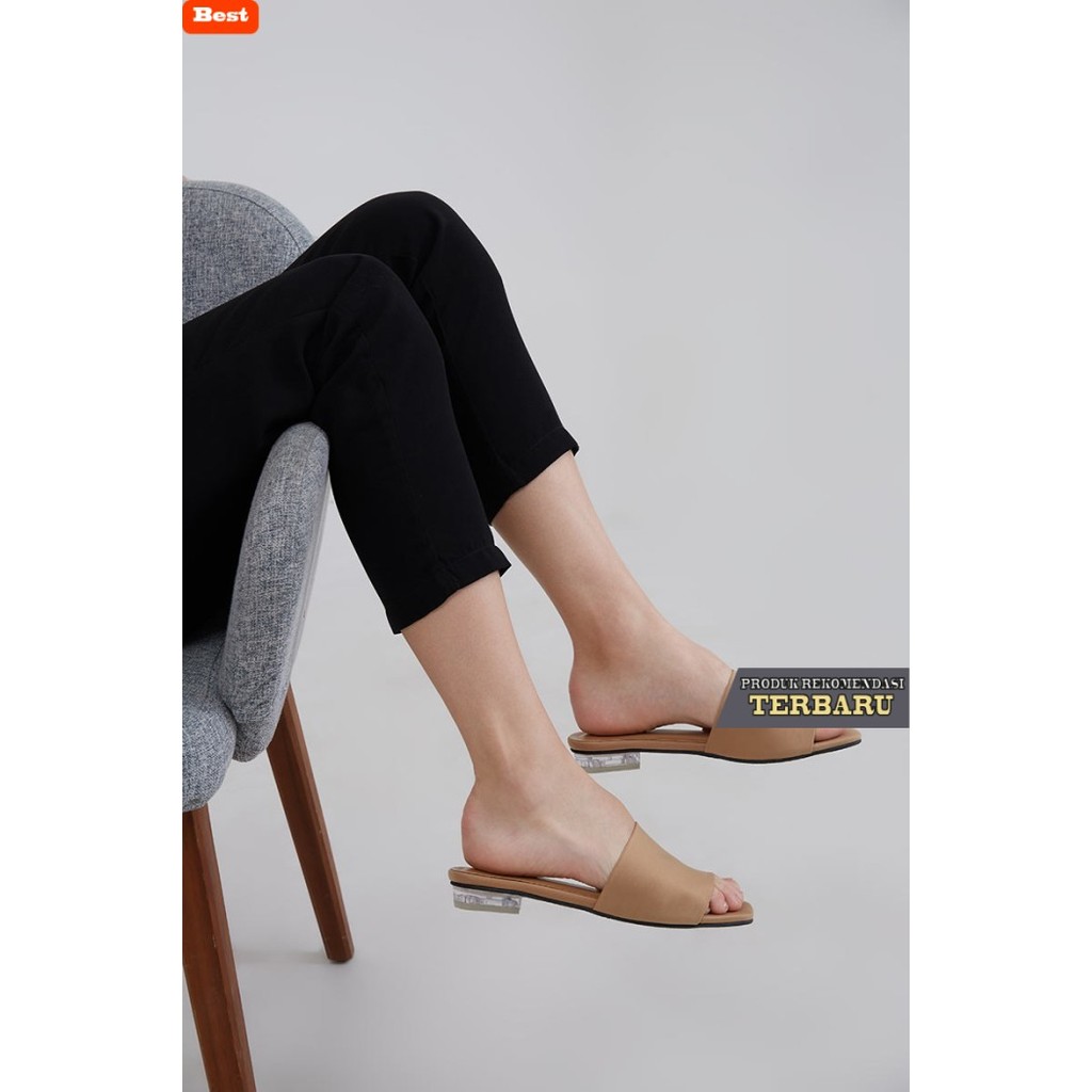 sandal wanita trend sekarang Berrybenka - Sandal Slop Wanita Sofia Ibiza Sandal Wide Strap - Beige, 