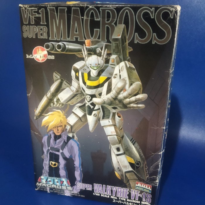 Model Kit 1/100 Macross VF-1 ARII