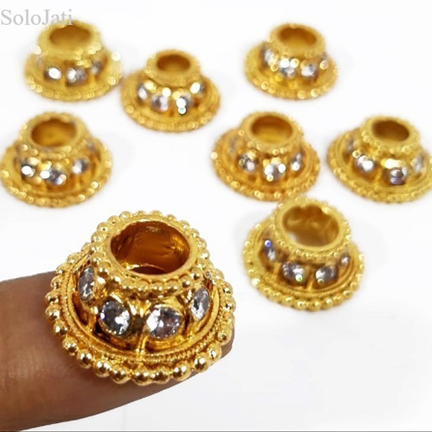 

Mendak Cincin Keris Model Kendhit Emas Hias Permata antik