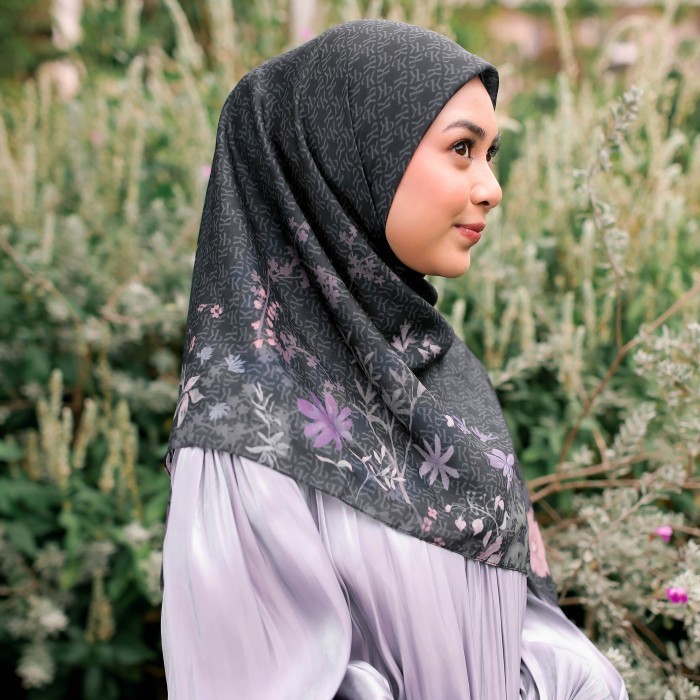 Puru Kambera - Hijab Segi Empat - Mystique