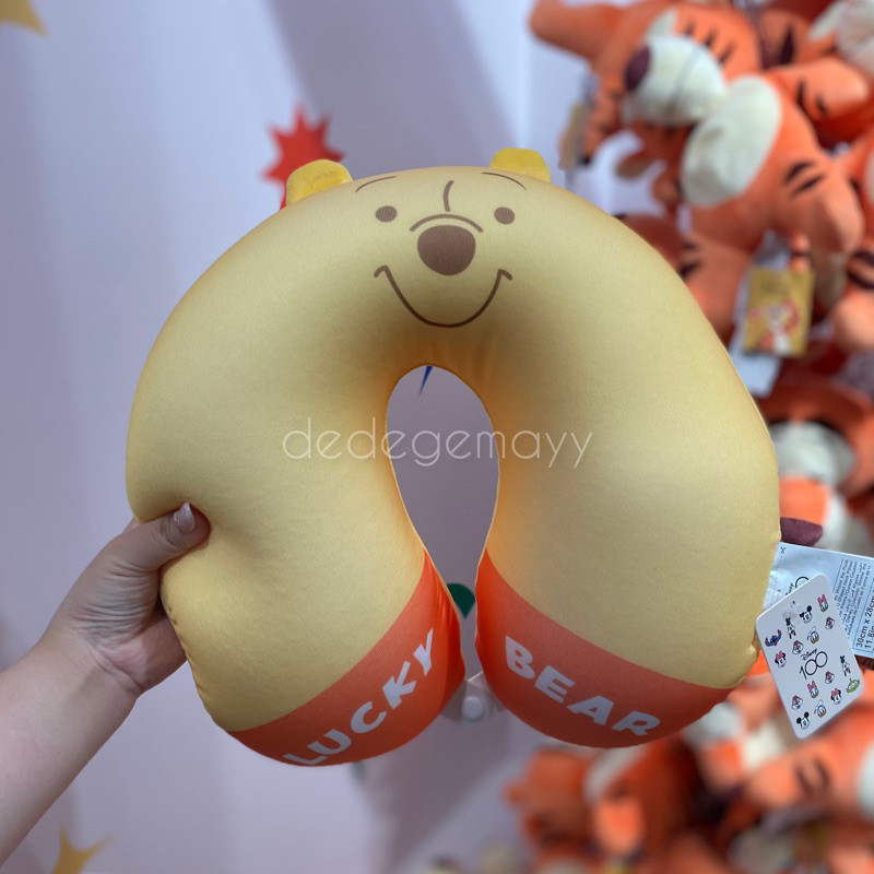 Miniso x Pooh - Bantal Leher Winnie The Pooh