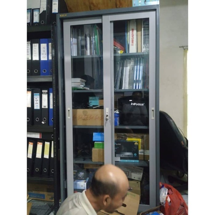 

PROMO!! -lemari arsip besi kaca pintu sliding merk top by datascipt termurah