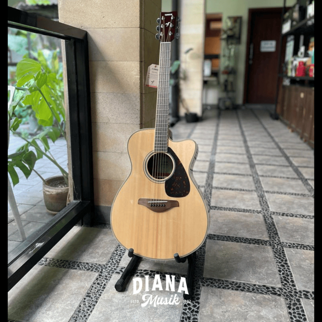 Gitar Akustik Elektrik Yamaha FSX 820 C Natural