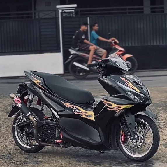 

STRIPING STICKER API MOSTWANTED ALL NEW AEROX CONNECTED NVX 155 TRANSPARAN Motorcycle