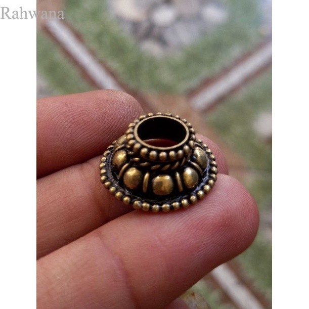 

TM17 mendak keris/mendak keris kuningan antik