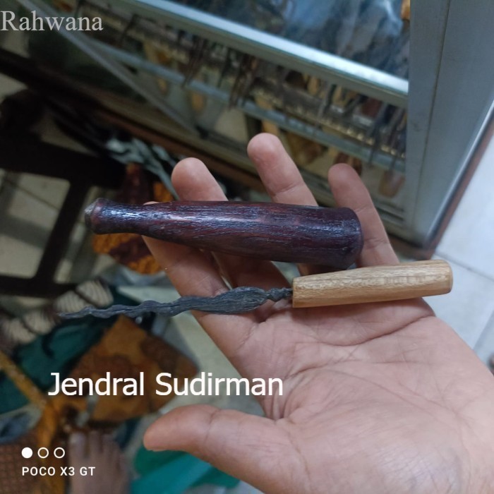 

tombak panimbal sepuh lengkap rangka pamor ceprit Murah Meriah JD21 antik